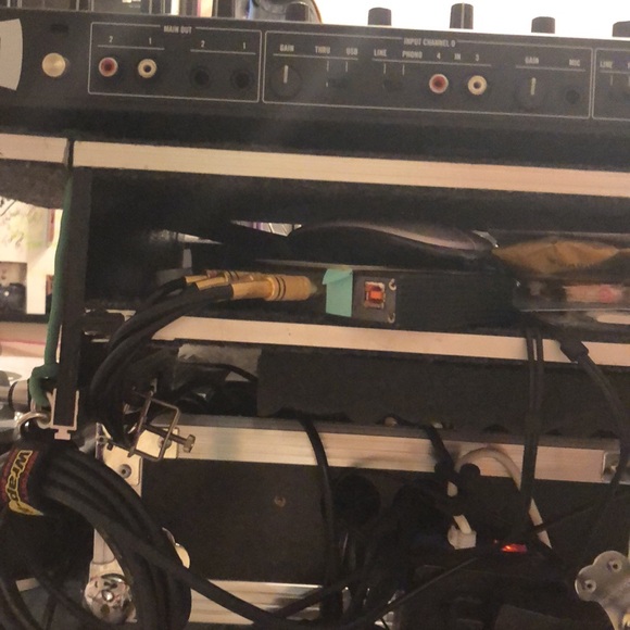 Traktor Kontrol S4 DJ 4-Channel Controller Native Instruments - Picture 11 of 11